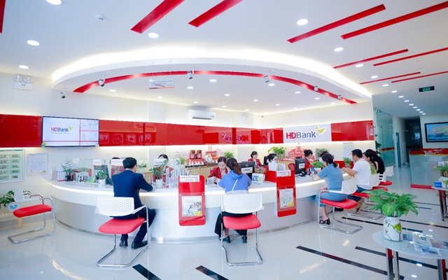 HDBank: Lơi nhuận 2023 đạt 13.017 tỷ đồng, ROE 24,2%, phát hành báo cáo bền vững 2024