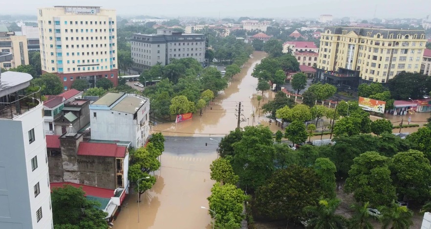 Hình ảnh ngập lụt xảy ra hồi tháng 8/2023 tại thành phố Vĩnh Yên. Ảnh minh họa Lương Giang.  