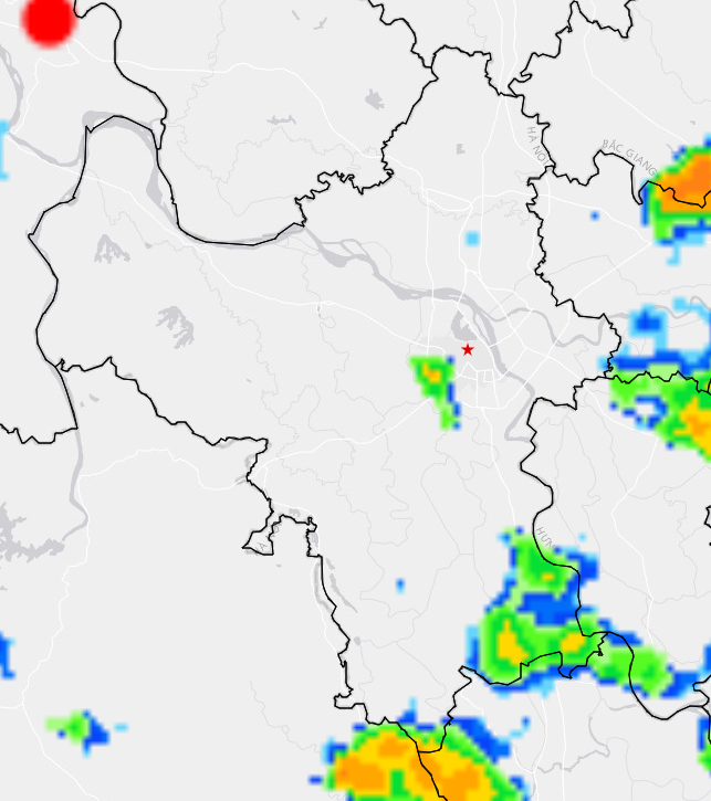 Cảnh báo mưa lớn cục bộ khu vực nội thành Hà Nội - Ảnh 1