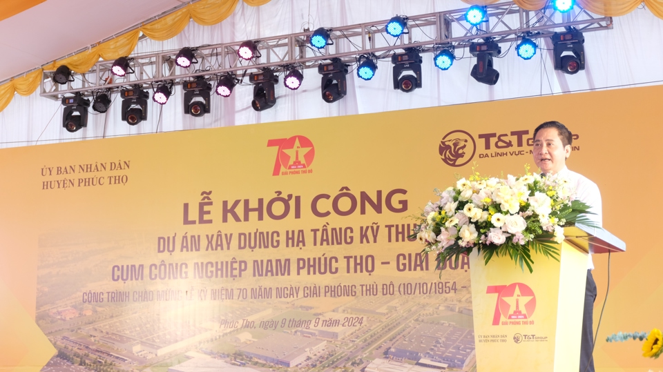 Tổng Giám đốc Tập đoàn T&T Group Mai Xuân Sơn báo cáo tại lễ khởi công.