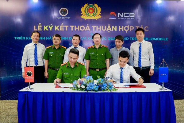 NCB và trung tâm RAR ký thỏa thuận hợp tác triển khai tính năng định danh và xác thực qua VNeID trên NCB iziMobile.