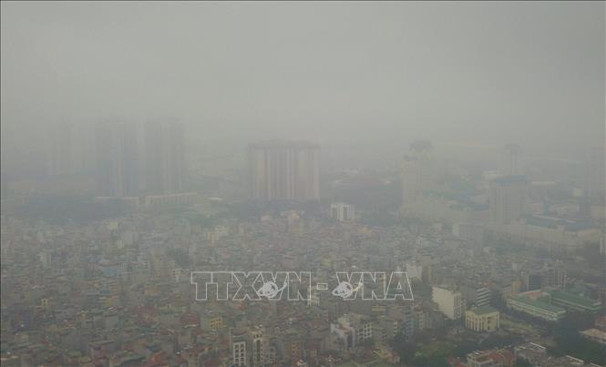 Chất lượng không khí nhiều khu vực của Thủ đô Hà Nội  ở mức có hại cho sức khỏe. Ảnh tư liệu: Thành Đạt/TTXVN