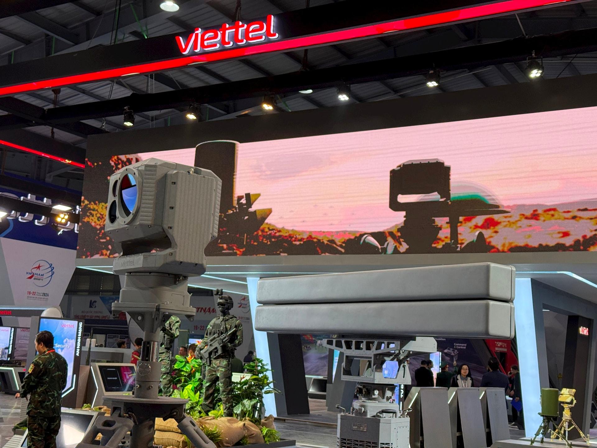 Viettel “khoe” các vũ khí hiện đại đích thân sản xuất- Ảnh 1. Viettel “khoe” các vũ khí hiện đại đích thân sản xuất- Ảnh 1.