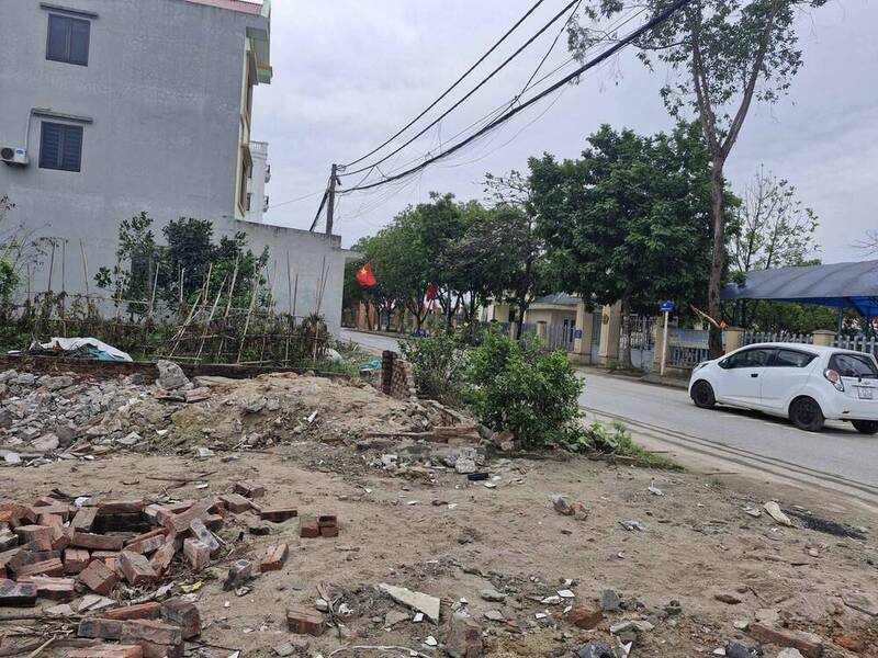 Phân khúc đất nền vùng ven Hà Nội như huyện Đông Anh, Thanh Oai, Hoài Đức... thời gian qua liên tục tăng giá. Ảnh: Thu Giang