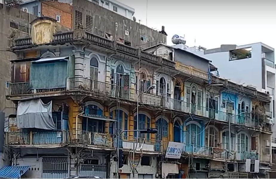 chung cư cũ tại TP HCM được xây dựng từ trước năm 1975 đã bị xuống cấp nghiêm trọng chung cư cũ tại TP HCM được xây dựng từ trước năm 1975 đã bị xuống cấp nghiêm trọng