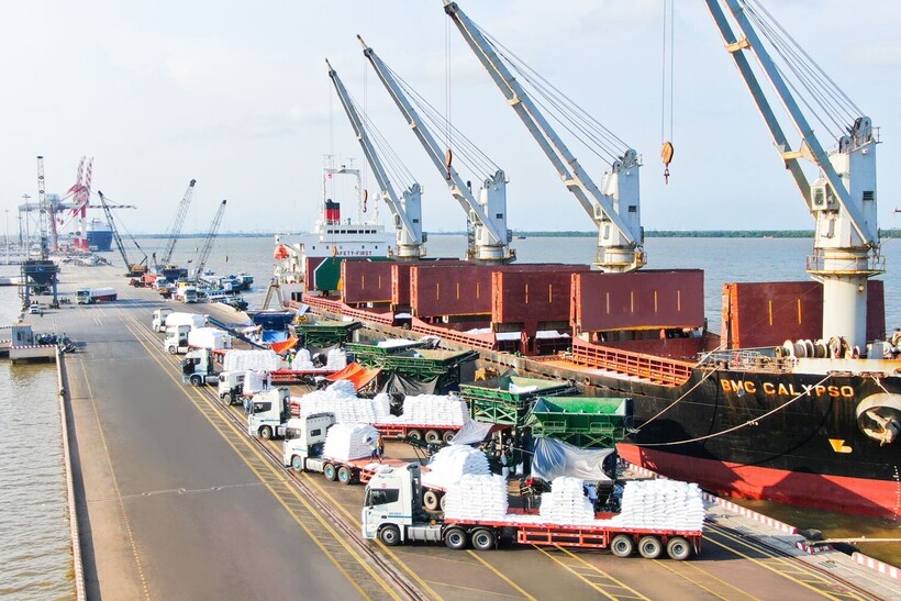 Xuất nhập khẩu nhiều năm liền là điểm sáng của nền kinh tế