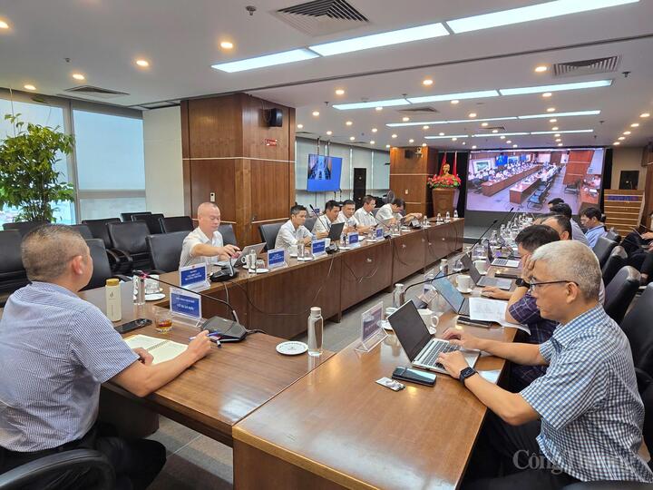 Toàn cảnh cuộc họp