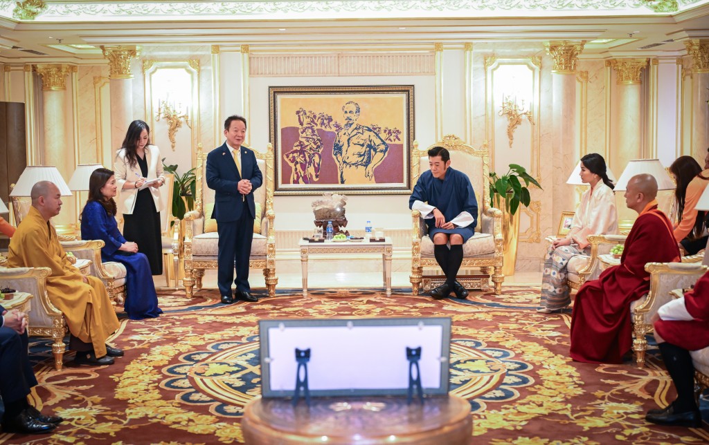 Nhà sáng lập, Chủ tịch Điều hành T&T Group Đỗ Quang Hiển bày tỏ mong muốn hợp tác với Bhutan. Nhà sáng lập, Chủ tịch Điều hành T&T Group Đỗ Quang Hiển bày tỏ mong muốn hợp tác với Bhutan.