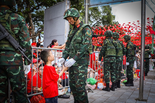 TH true MILK: Dấu ấn trọn vẹn trong tuần lễ lịch sử của đất nước- Ảnh 2.