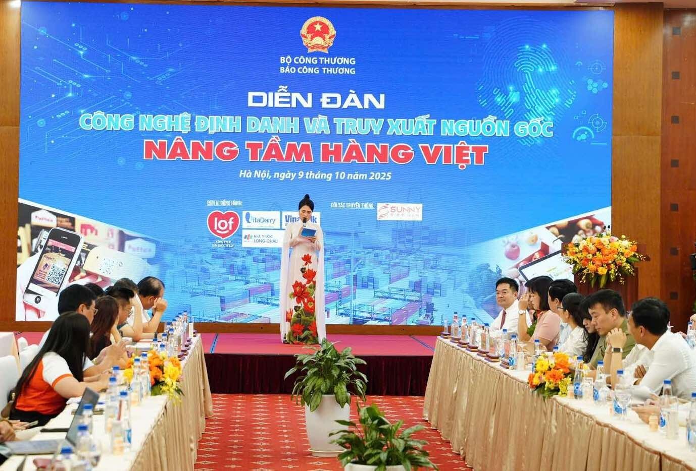 Chùm ảnh: Diễn đàn công nghệ định danh và truy xuất nguồn gốc  - 8
