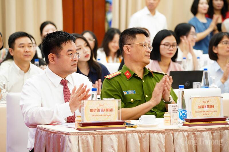 Chùm ảnh: Diễn đàn công nghệ định danh và truy xuất nguồn gốc  - 4