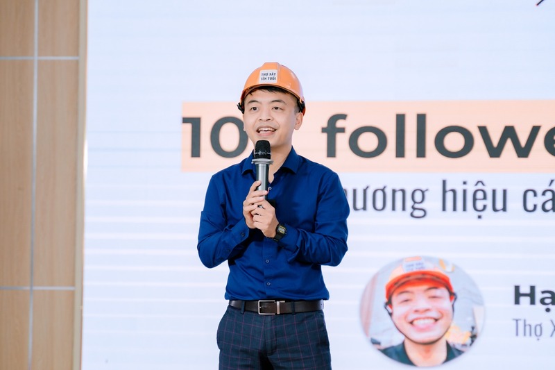 Ông Hạ Hồng Việt tại các hội thảo.