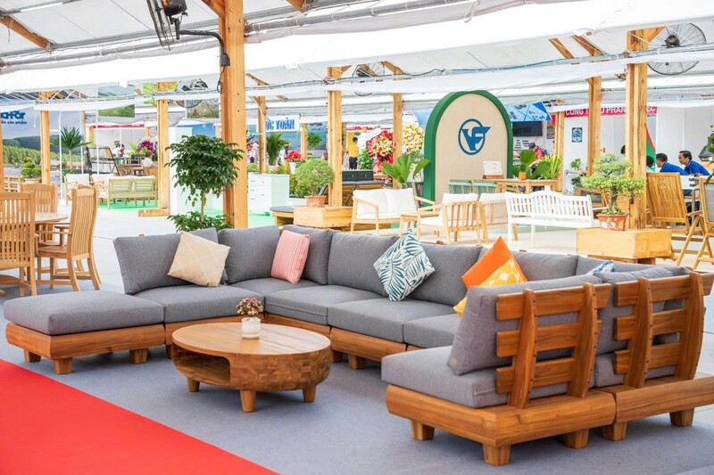 Sản phẩm của Công ty TNHH Sản xuất và Thương mại Xây dựng Thiên Phát tại Hội chợ quốc tế hàng phong cách ngoài trời (Q-Fair 2025). Ảnh: ĐVCC