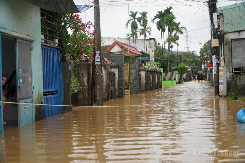 Kiệt 127 Mẹ Suốt cũng chìm trong nước