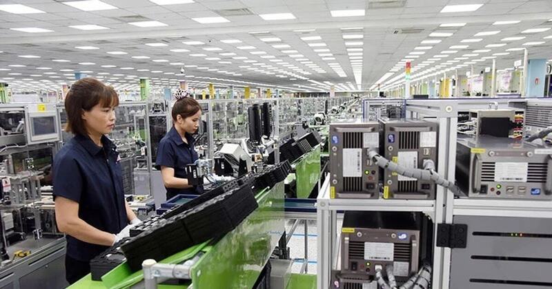 PMI sản xuất Việt Nam tháng 10 nhảy vọt kéo việc làm tăng trở lại