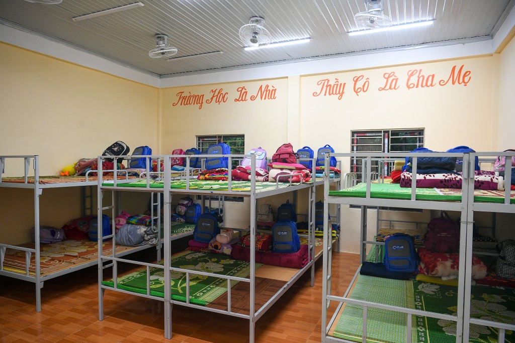 UNIQLO phối hợp khánh thành nhà bán trú mới cho học sinh tại Tuyên Quang UNIQLO phối hợp khánh thành nhà bán trú mới cho học sinh tại Tuyên Quang