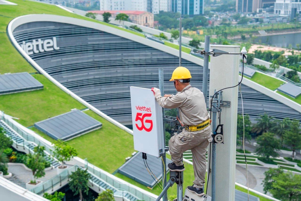 du-kien-den-het-thang-12-tong-so-tram-5g-viettel-luy-ke-toan-mang-dat-30.000-tram-large.jpeg