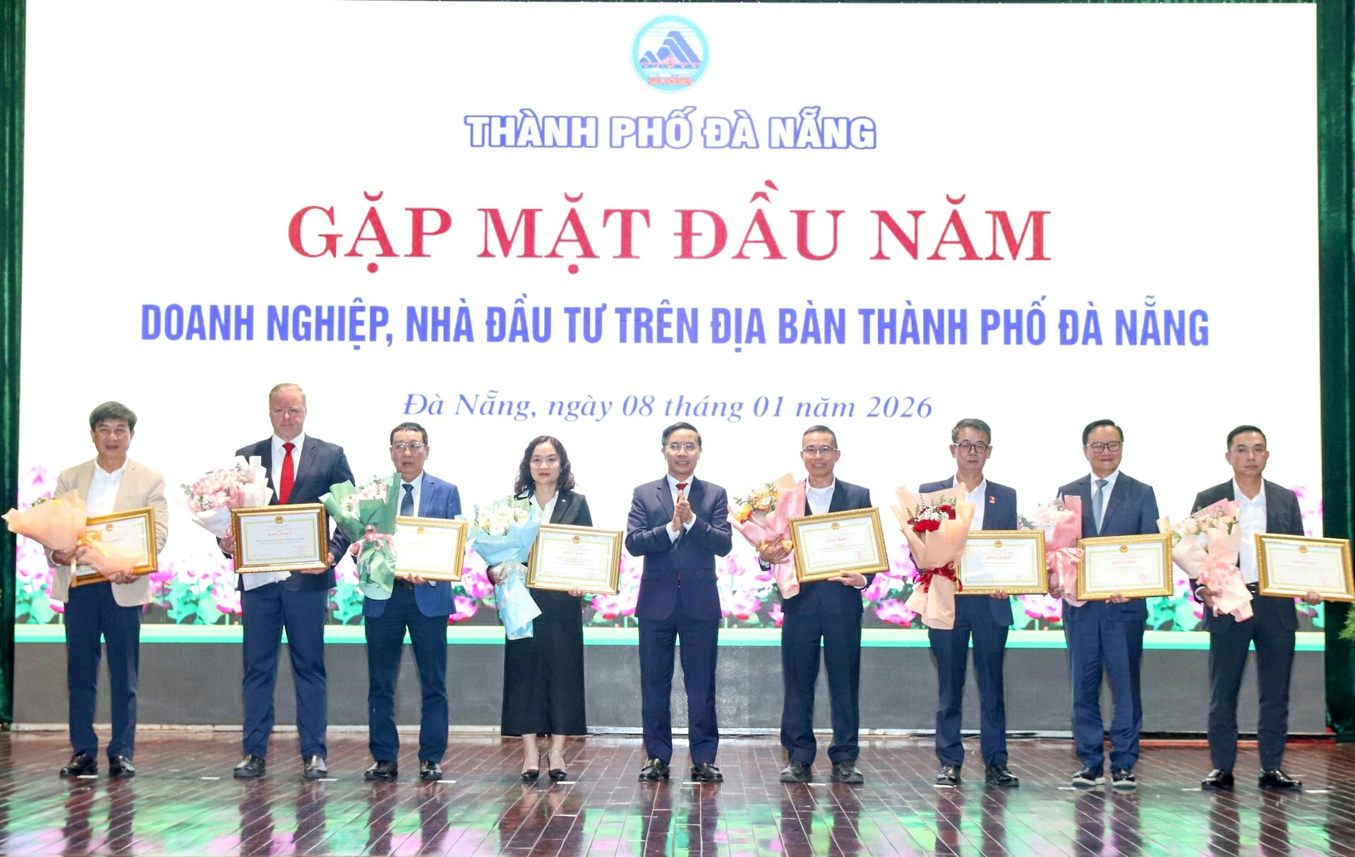 Đà Nẵng cam kết tạo điều kiện thuận lợi nhất để các doanh nghiệp, nhà đầu tư phát triển- Ảnh 2. Đà Nẵng cam kết tạo điều kiện thuận lợi nhất để các doanh nghiệp, nhà đầu tư phát triển- Ảnh 2.