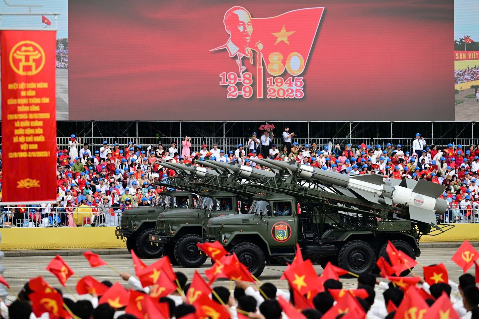 loat-khi-tai-viettel-tai-dai-le-80-nam-cach-mang-thang-tam-va-quoc-khanh-2.9.jpg