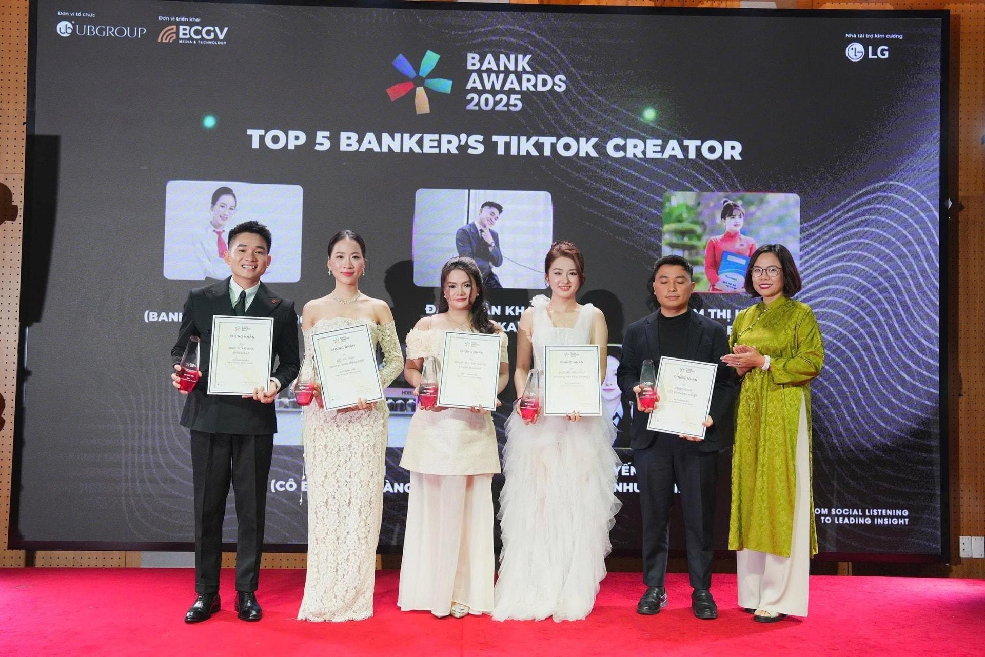 16-top-5-banker-tiktok.jpg