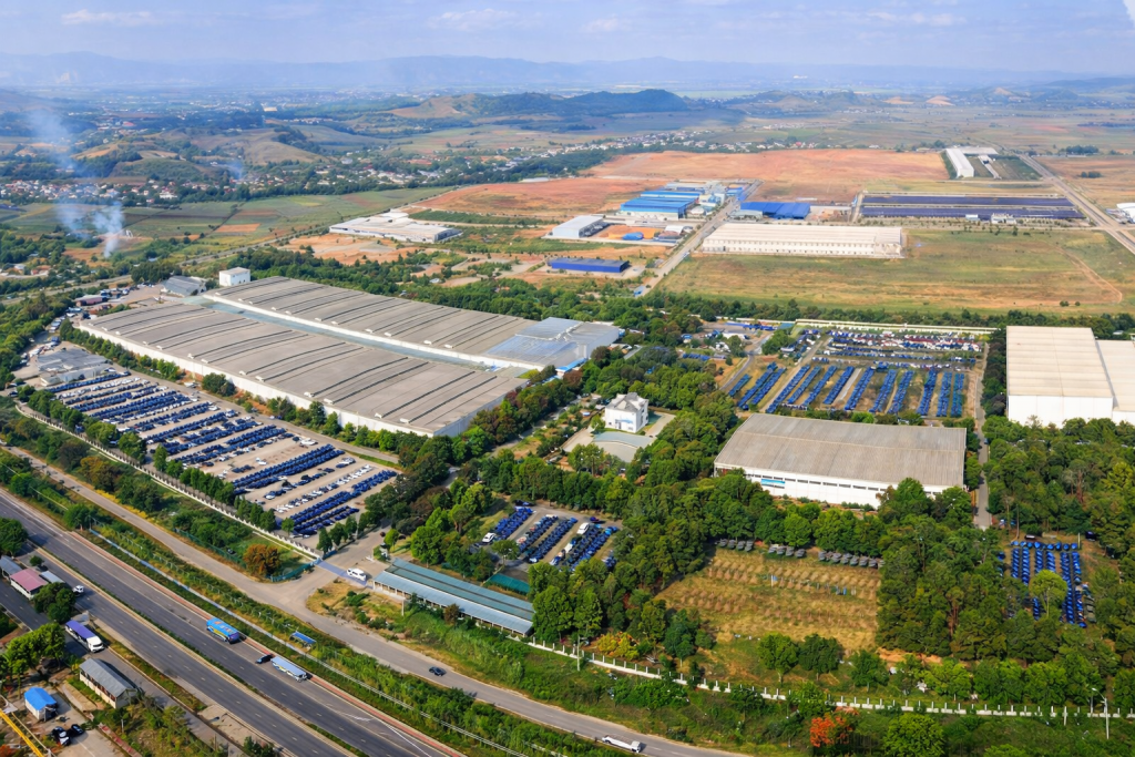 Không gian phát triển công nghiệp tại Khu công nghiệp Lam Sơn – Sao Vàng, tỉnh Thanh Hóa. Không gian phát triển công nghiệp tại Khu công nghiệp Lam Sơn – Sao Vàng, tỉnh Thanh Hóa.