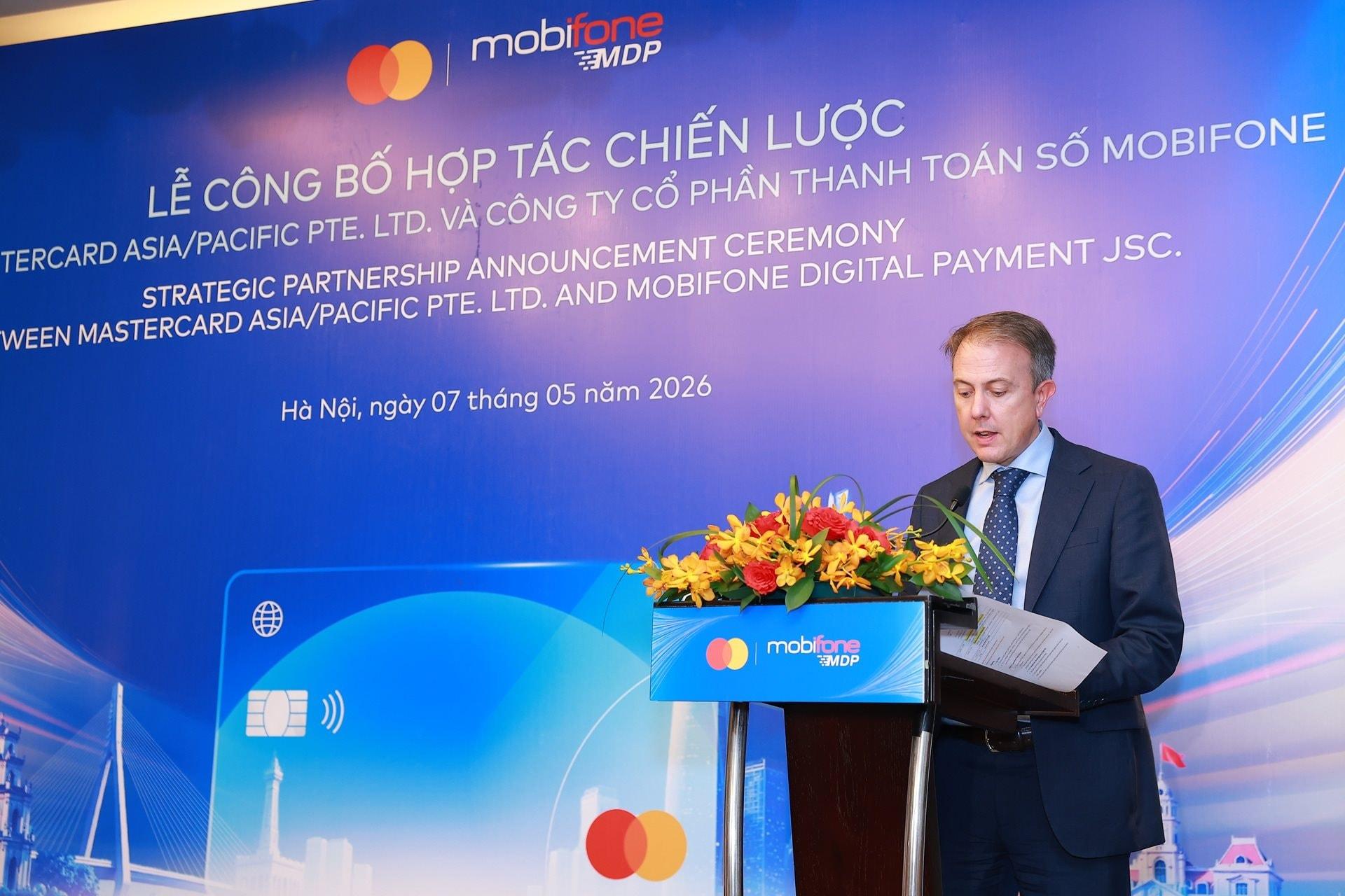 ong-richard-wormald-chu-tich-khu-vuc-chau-a-thai-binh-duong-tai-mastercard-phat-bieu-tai-su-kien.jpg.jpeg