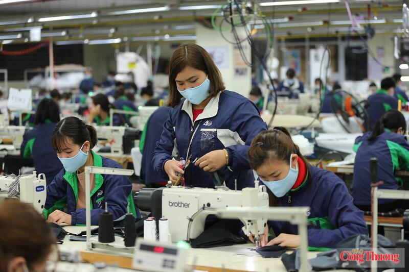 Dệt may là một trong những mặt hàng hợp tác triển vọng với doanh nghiệp hai nước. Ảnh minh họa: Nam Nguyễn