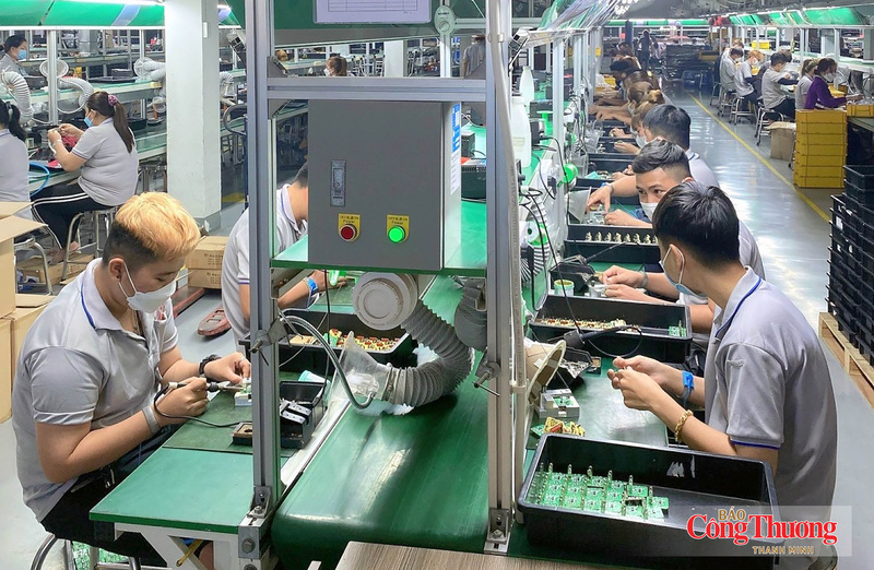 Sản xuất công nghiệp là điểm sáng trong bức tranh kinh tế TP. Hồ Chí Minh trong 6 tháng đầu năm 2026.