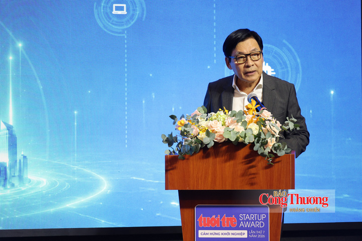 Ông Phạm Phú Ngọc Trai - Chủ tịch Hội đồng cố vấn Chiến lược đổi mới sáng tạo (SACSTI) - Đại học Quốc gia TP. Hồ Chí Minh phát biểu tại buổi lễ