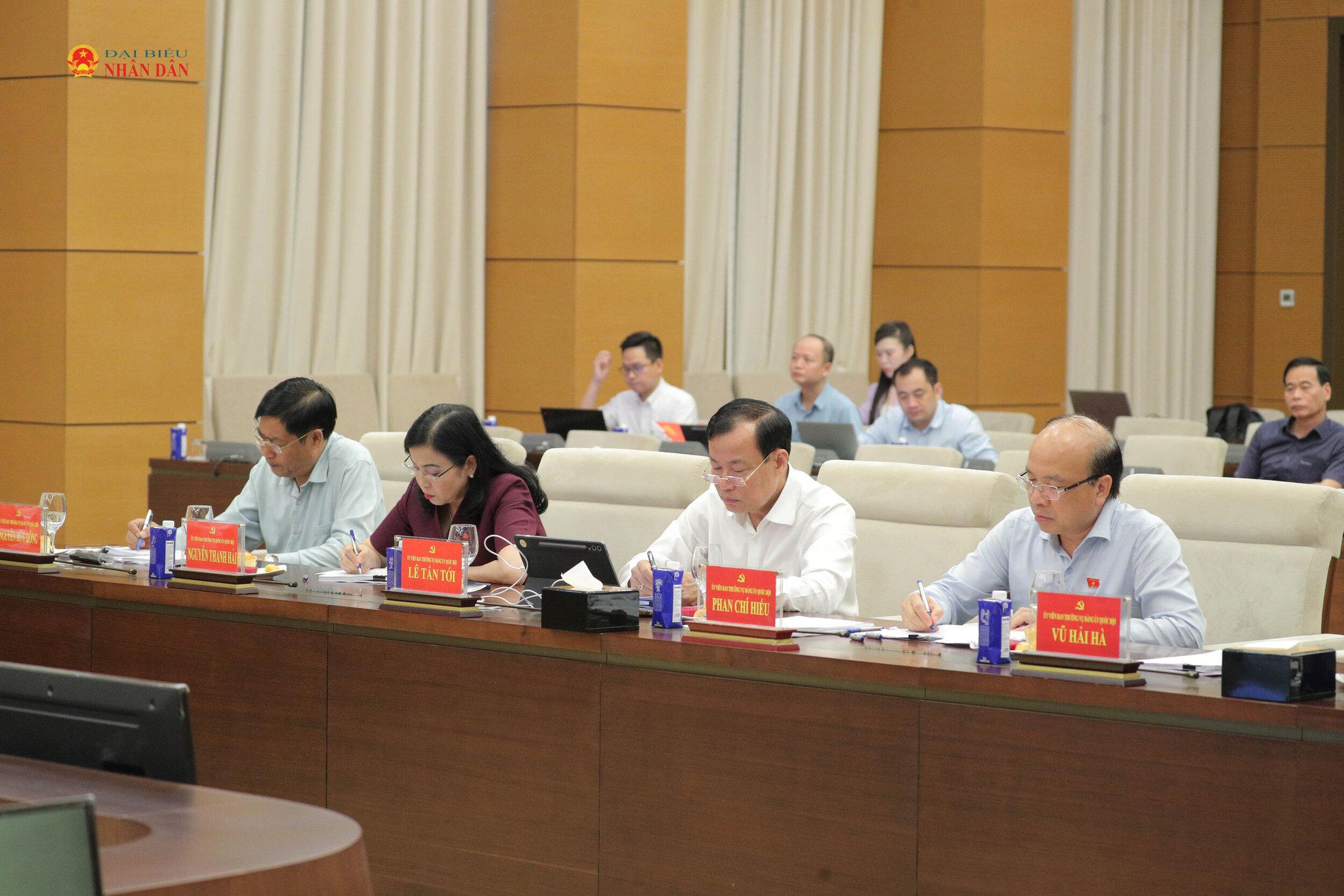 Các đại biểu dự hội nghị.