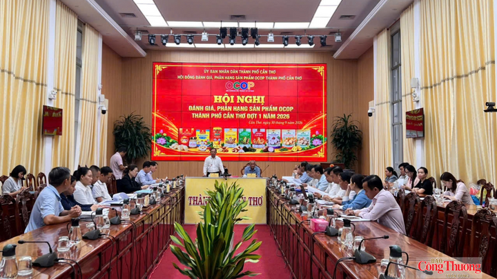 Quang cảnh tại cuộc họp.