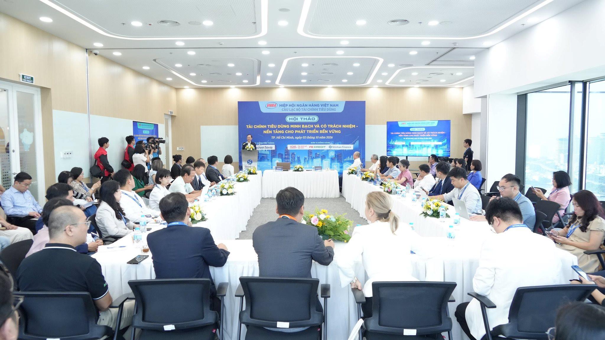 hoi-thao-hinh-1.jpg
