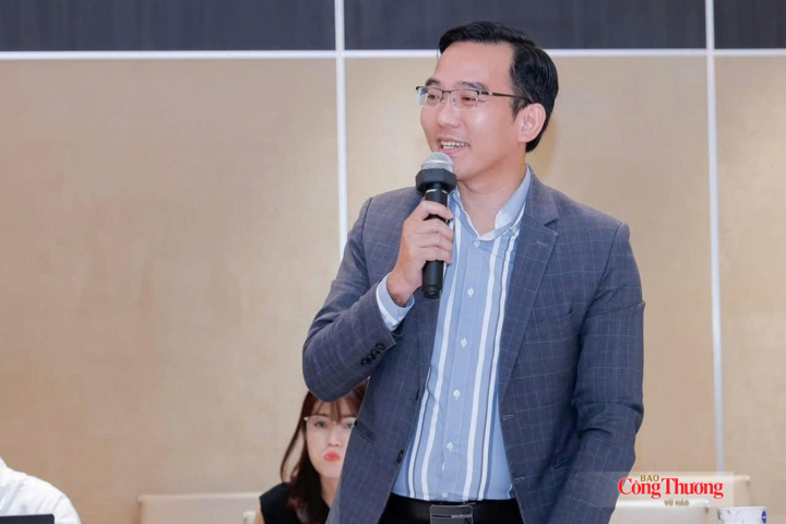 Ông Võ Văn Khanh, Trưởng Đại diện Hiệp hội Thương mại điện tử Việt Nam (VECOM) tại miền Trung – Tây Nguyên